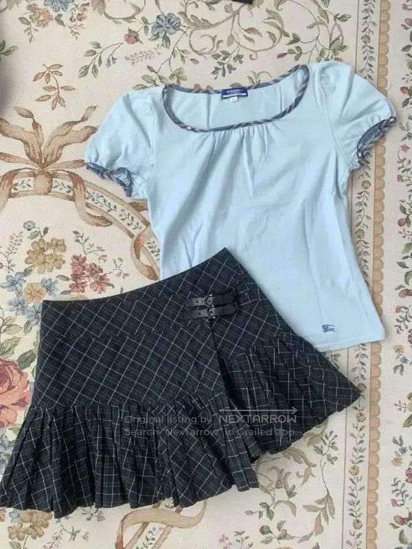 Burberry Burberry Pleated Cotton Skirt in Green. Size 24" / US 00 / IT 34 - 1 Thumbnail