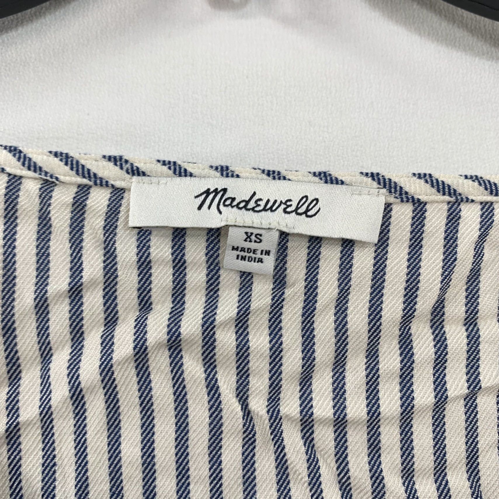 Madewell Madewell Shirt Women's XS Blue White Striped V Neck Short Sleeve Top Size XS / US 0-2 / IT 36-38 - 4 Thumbnail