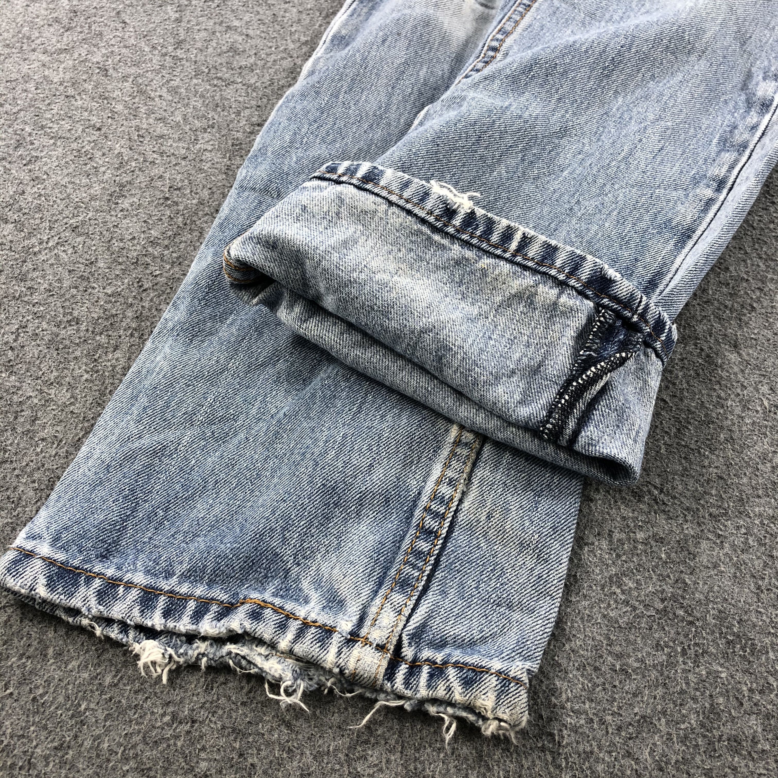 Levi's × Vintage Vintage Light Wash Levis 505 Jeans-JM1769 Size US 30 / EU 46 - 7 Thumbnail
