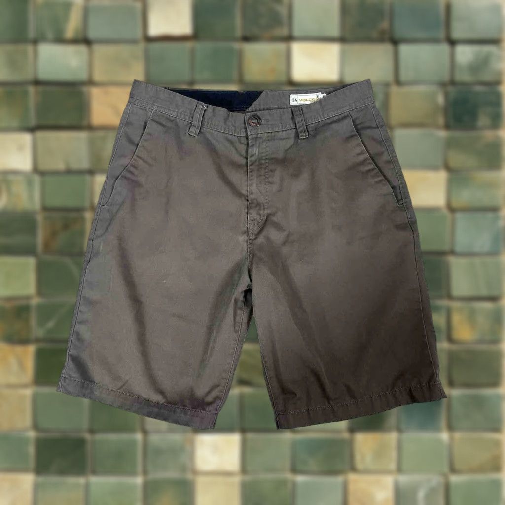 Volcom Volcom Men’s Volcano Chino Shorts Brown 34 Regular Stretch Inseam 10 Modern Beach Skate Surf Size US 34 / EU 50 - 1 Thumbnail