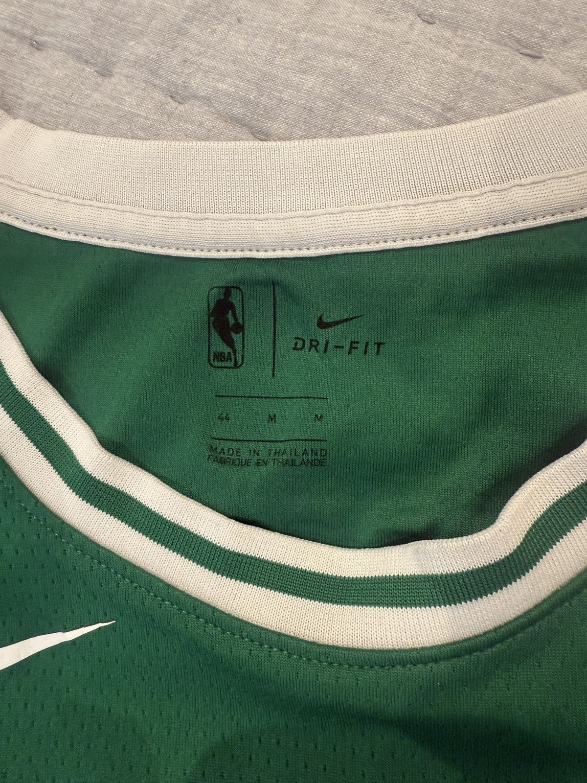 Nike Kyrie Irving Boston Celtics jersey size 44 M Size US S / EU 44-46 / 1 - 2 Thumbnail