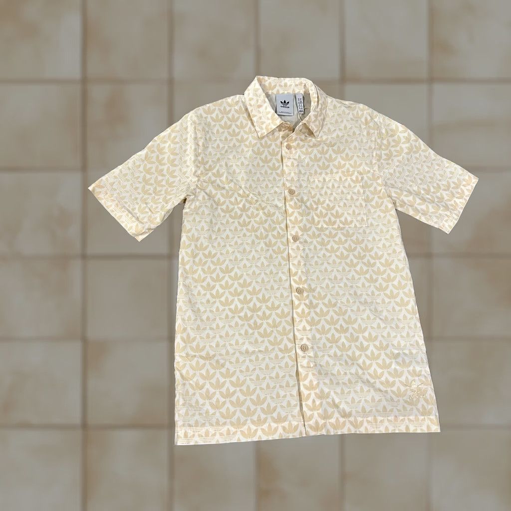Adidas Adidas Shirt Mens XS Beige Trefoil Logo Print Button Up Short Sleeve Casual Size US XS / EU 42 / 0 - 1 Thumbnail