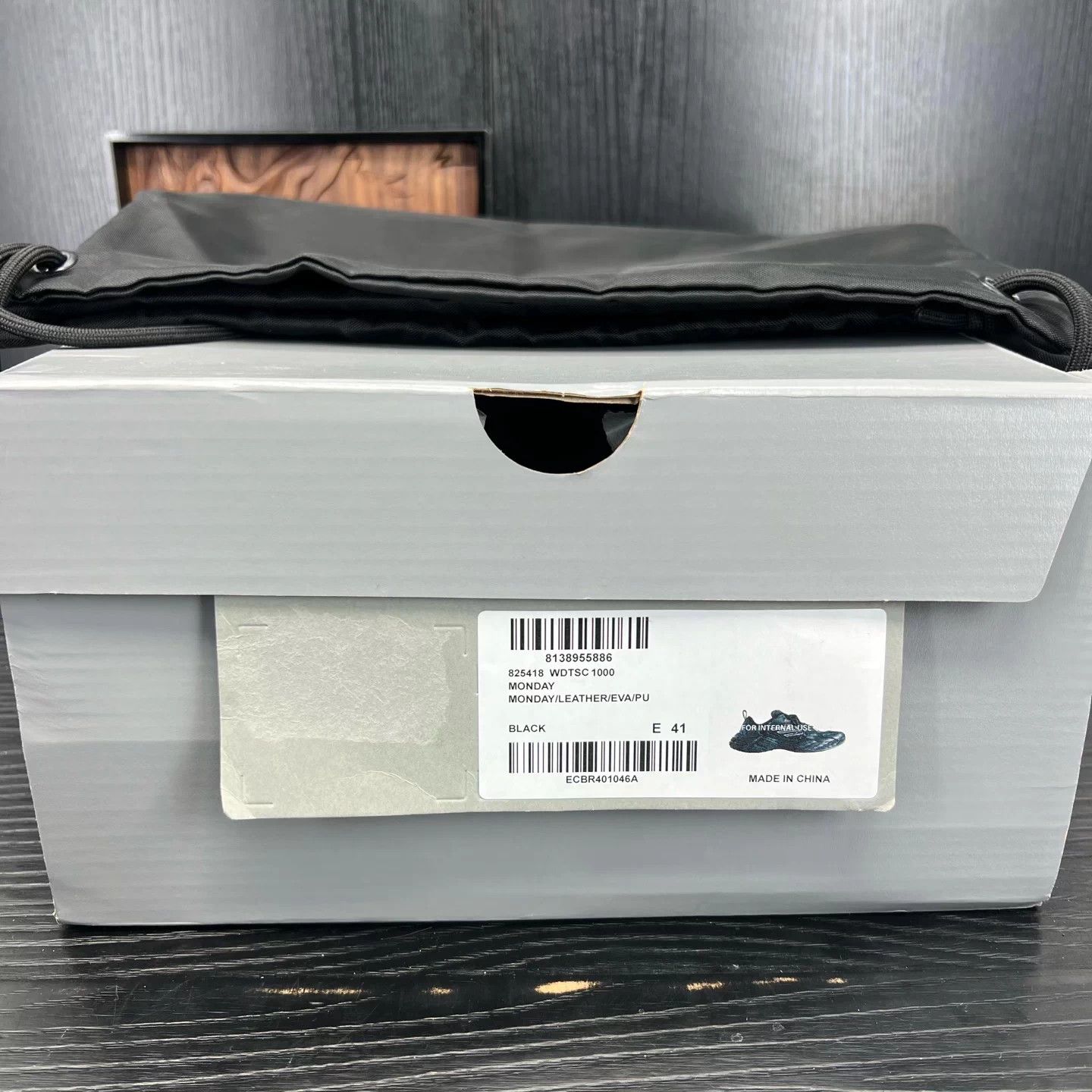 Balenciaga Balenciaga Monday Black 41 New Box Size US 8 / EU 41 - 9 Thumbnail