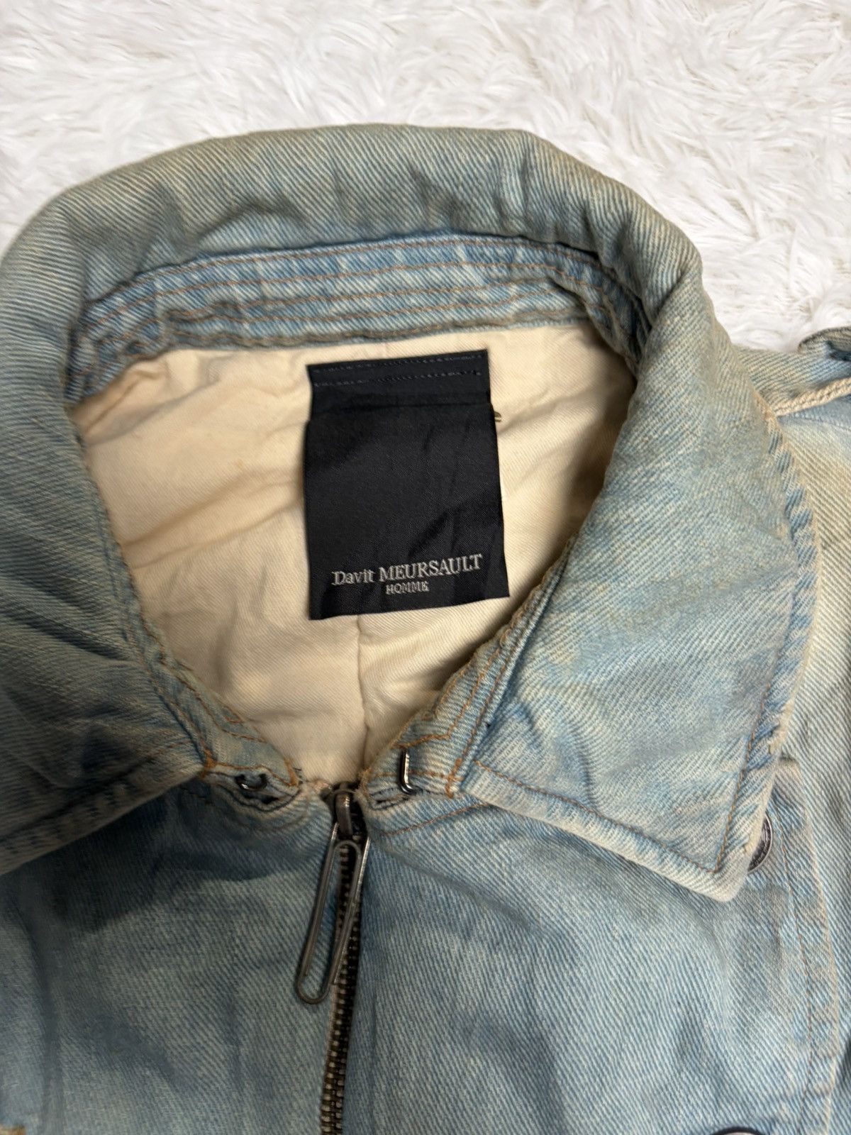 Le Grande Bleu (L.G.B.) Davit MEURSAULT Homme napolean distressed denim jacket Size US L / EU 52-54 / 3 - 5 Thumbnail
