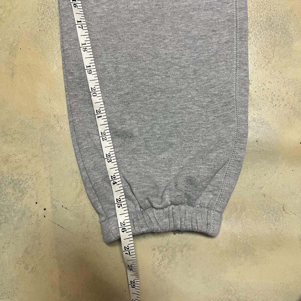 Polo Ralph Lauren Polo Ralph Lauren Big Pony Jogger Pants Size US 28 / EU 44 - 14 Thumbnail