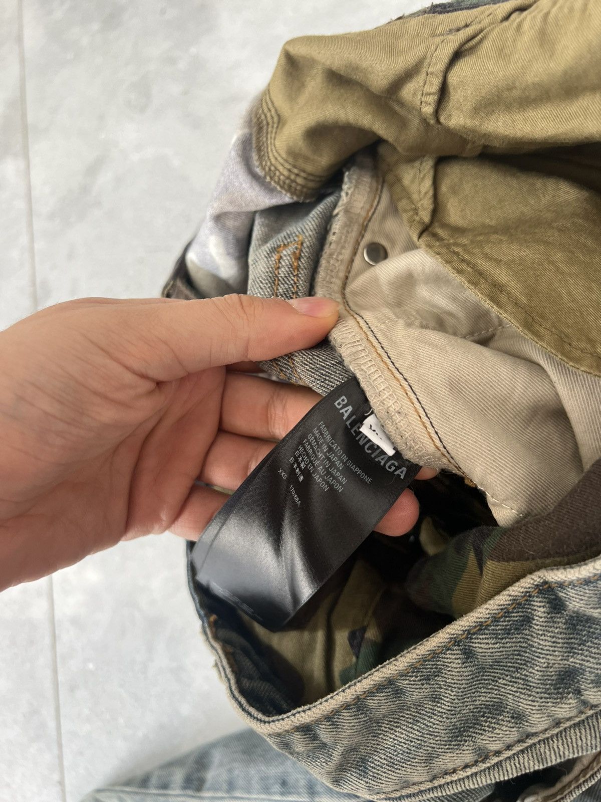 Balenciaga XXS double waist camo denim Size US 28 / EU 44 - 4 Thumbnail