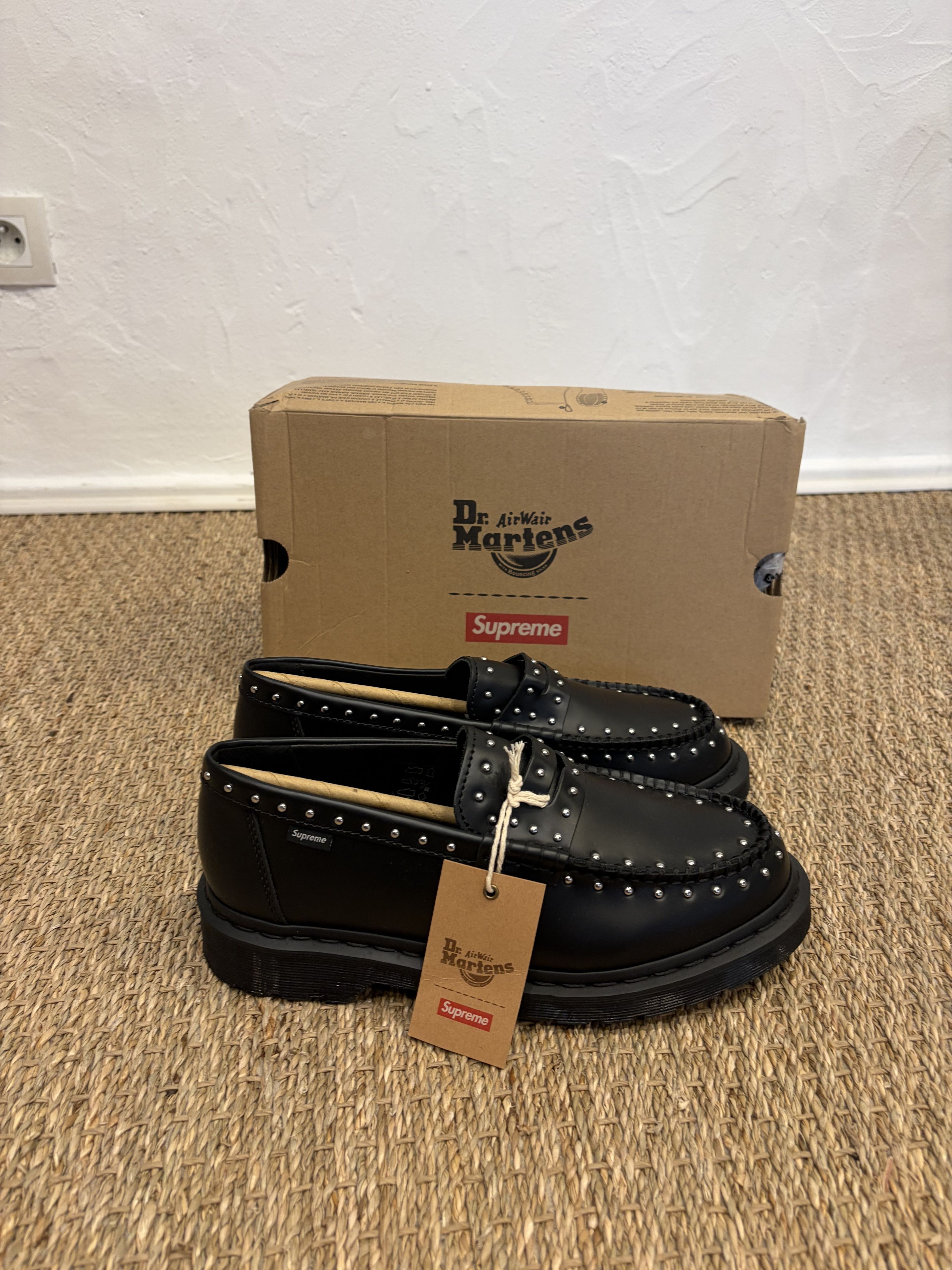 Dr. Martens × Supreme Mocassin en cuir noir Dr Martens x Supreme Size US 8 / EU 41 - 16 Thumbnail