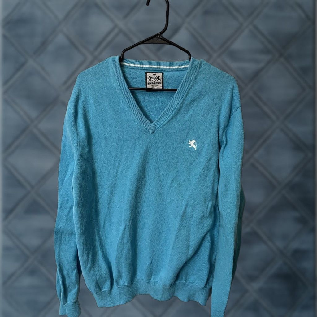Express VINTAGE EXPRESS MEN'S V-NECK SWEATER Shirt XL Light Blue USA Theme Pullover Mens X-Large Blue Size US XL / EU 56 / 4 - 1 Thumbnail