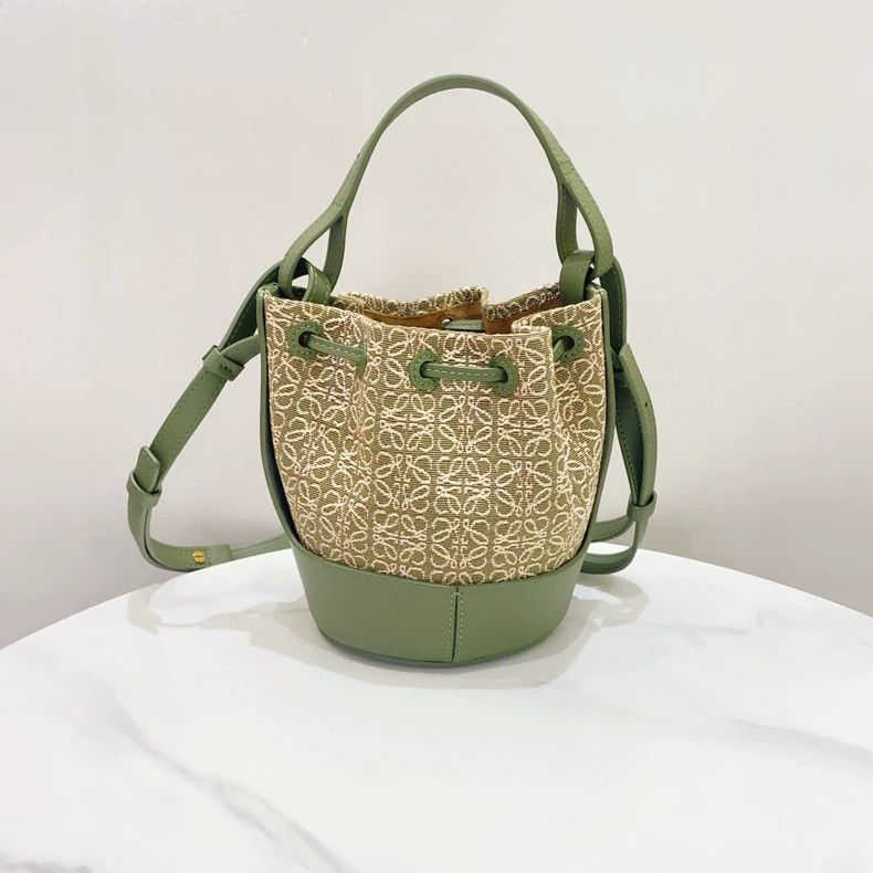 Loewe loewe Green Balloon Bucket Bag 2503-Nextarrow Size ONE SIZE - 3 Thumbnail