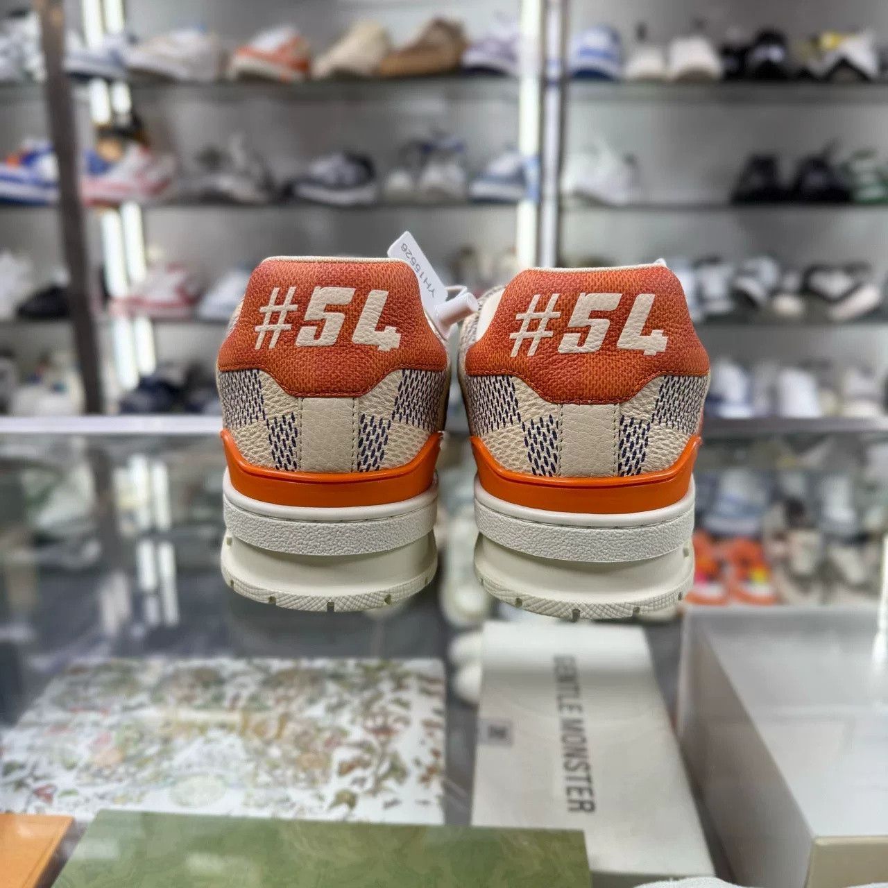 Louis Vuitton LV TRAINER Checkerboard Orange Size US 9 / EU 42 - 6 Thumbnail