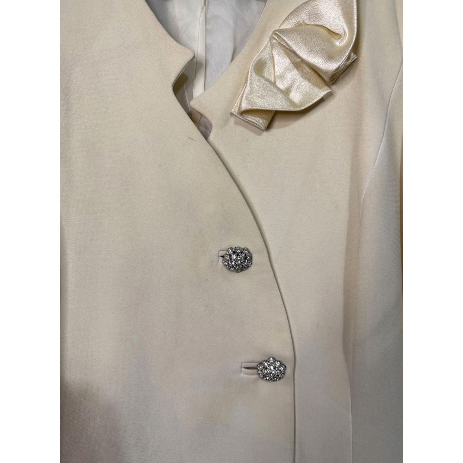 Vintage Moshita Couture Women's Blazer Jacket Beige 16 Long Sleeve Cotton Satin Embellishment Crystal Buttons Medium Length Formal Business Men/Women Size XXL / US 16-18 / IT 52-54 - 2 Thumbnail