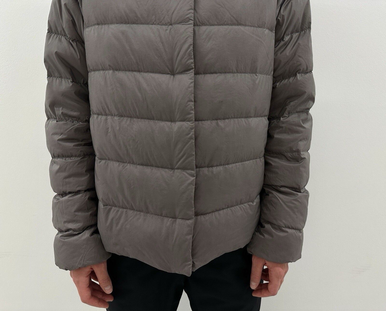Uniqlo DDP Uniqlo Womens Basic Quilted Light Down Jacket Size M Size M / US 6-8 / IT 42-44 - 9 Thumbnail