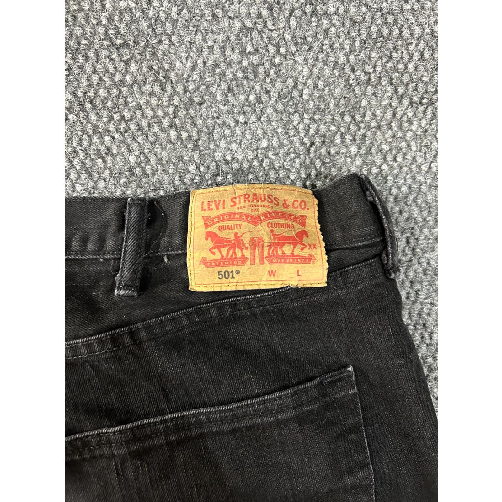 Levi's Levi's 501 Jeans Mens 44x32 Black Button Fly Straight Leg Regular Denim Pants Relaxed Fit Pockets Size US 44 / EU 60 - 7 Thumbnail