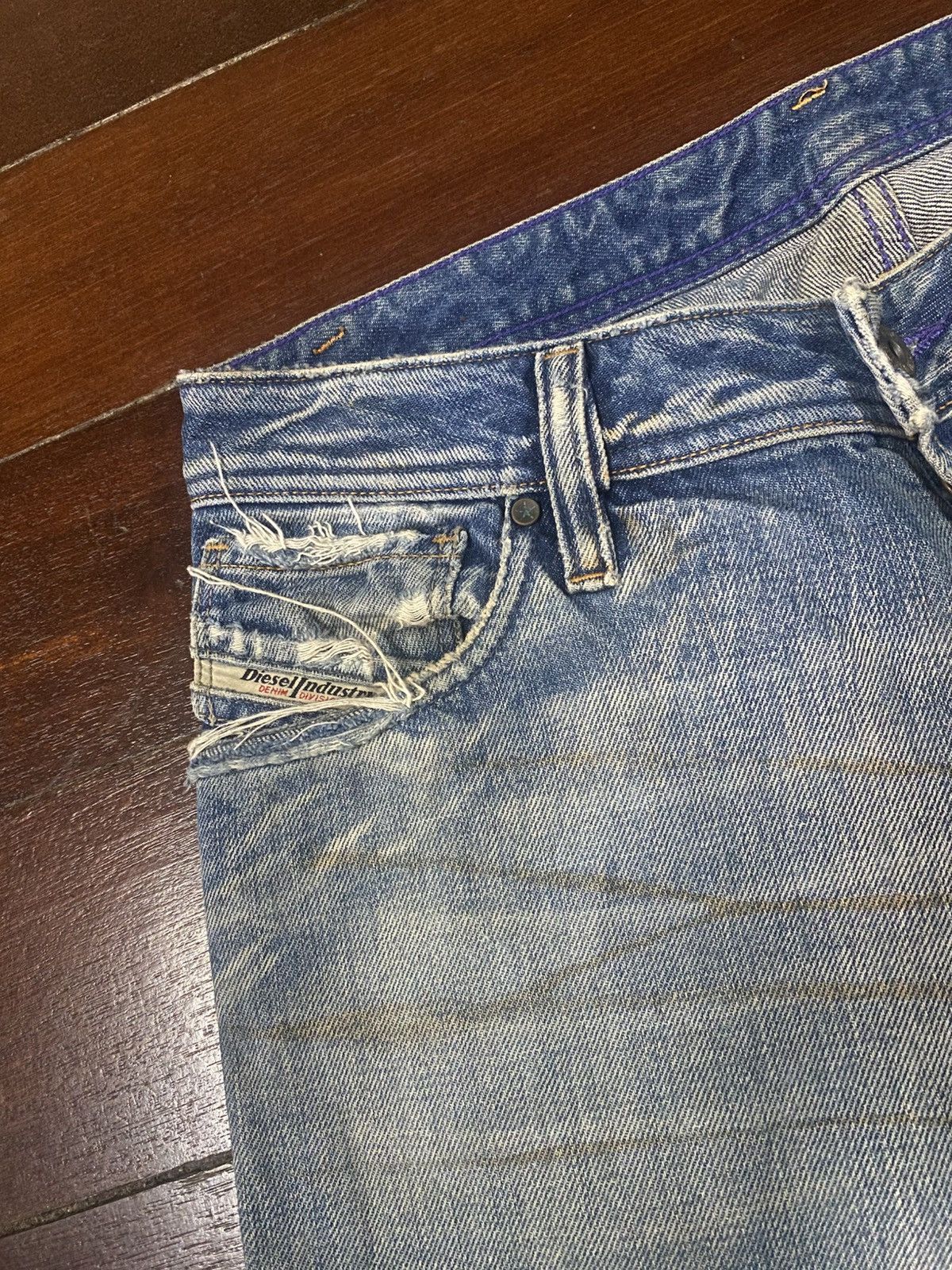 Diesel Vintage y2k Diesel Jeans Flared boot cut distressed wide Size US 33 - 7 Thumbnail