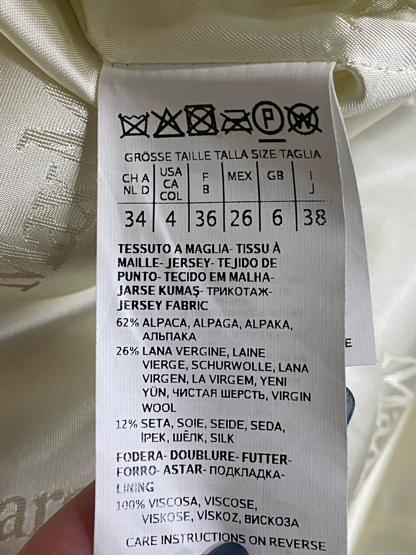 Max Mara MaxMara White Short Teddy Coat Size S / US 4 / IT 40 - 6 Thumbnail