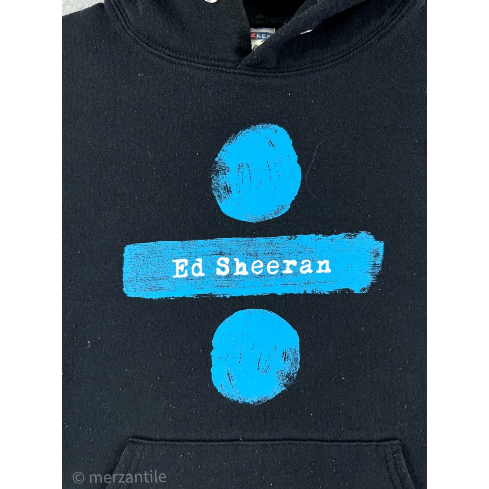 Vintage Ed Sheeran Hoodie Shirt Adult Small Black Cotton Blend Jersey Logo Pocket Zip Full Zip Pullover 2017 Tour Black Mens Size US S / EU 44-46 / 1 - 4 Thumbnail