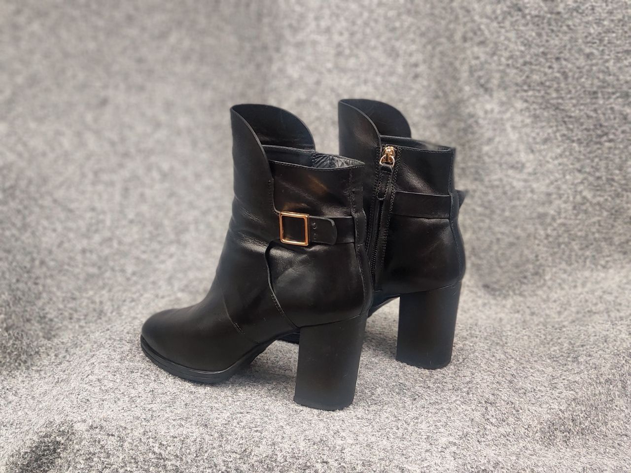 Tod's Tod's Design elegant black leather ankle Zip Boots Shoes Size US 7.5 / IT 37.5 - 9 Thumbnail