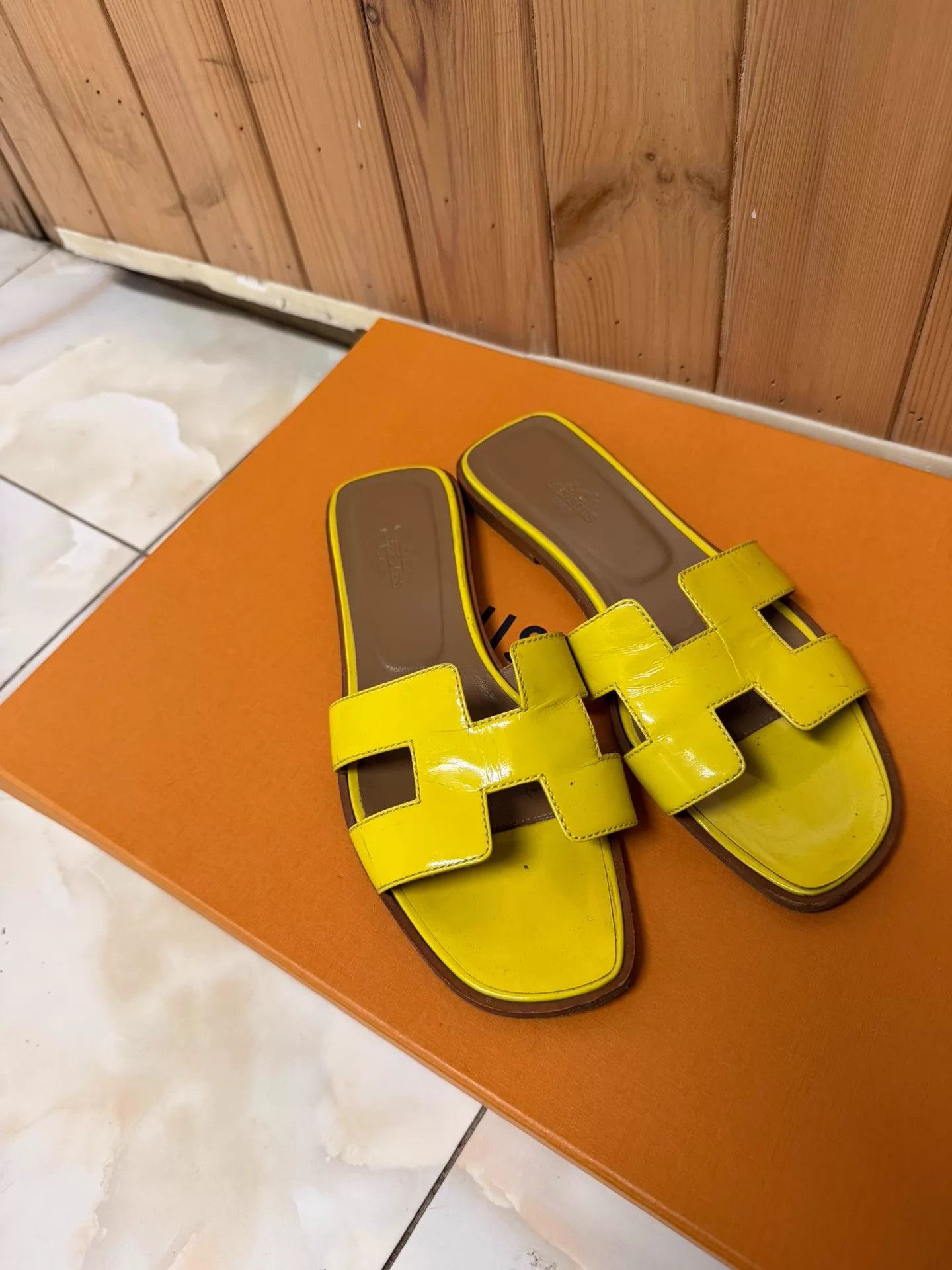 Hermes Hermes yellow H slippers 37 Size US 6.5 / IT 36.5 - 1 Thumbnail