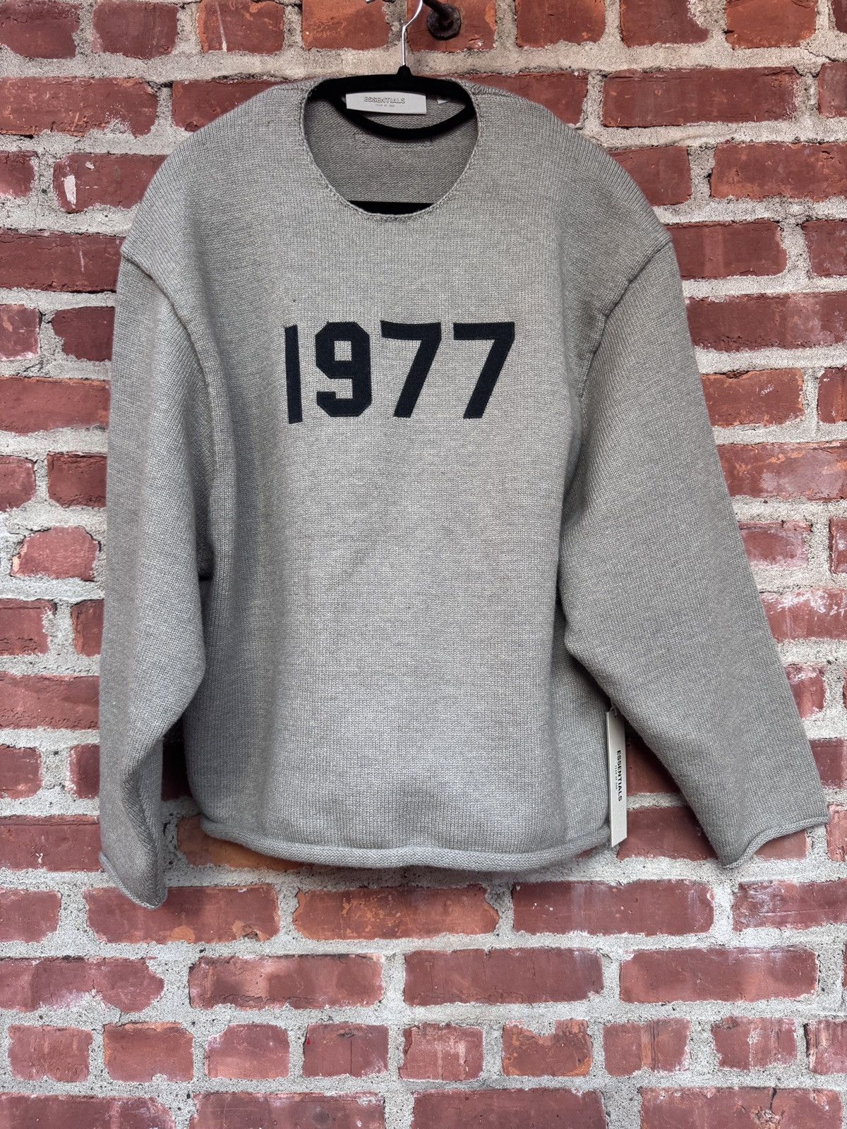 Fear of God Fear of god essentials 1977 raw neck knit sweater Size US XS / EU 42 / 0 - 1 Thumbnail