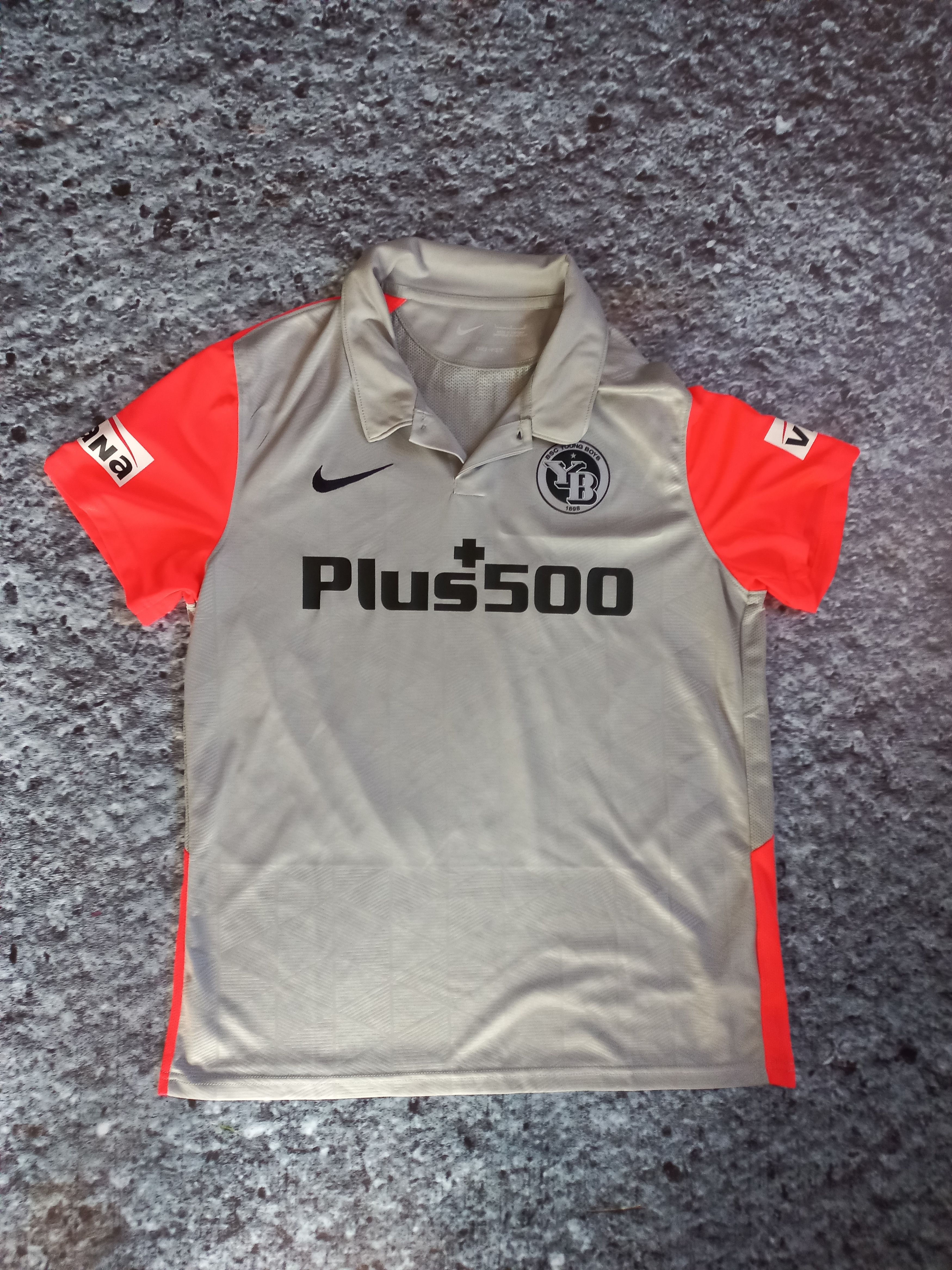 Nike × Vintage Young Boys Football Shirt 2020 Size US L / EU 52-54 / 3 - 1 Thumbnail