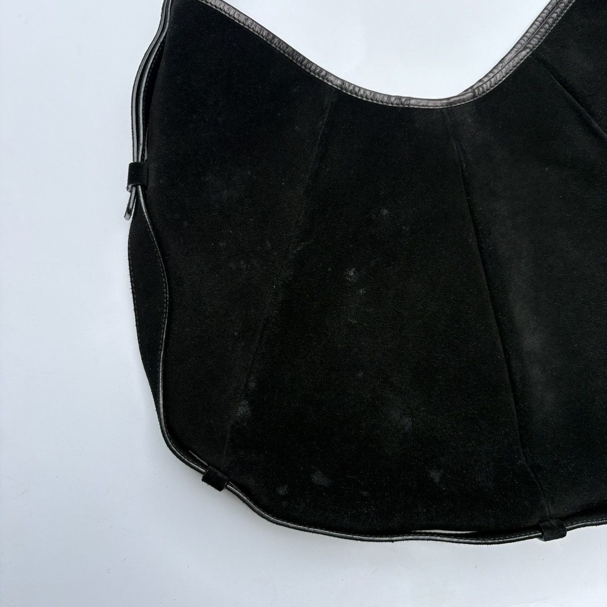 Yves Saint Laurent YVES SAINT LAURENT by Tom Ford Suede MOMBASA HOBO BAG Size ONE SIZE - 5 Thumbnail