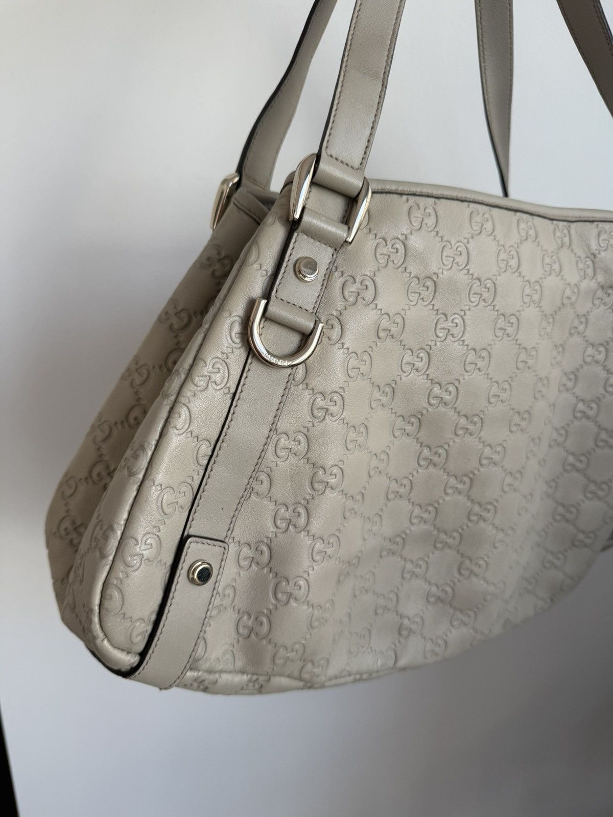 Gucci RARE Gucci Guccissma Cream Leather Shoulder Bag Size ONE SIZE - 2 Thumbnail