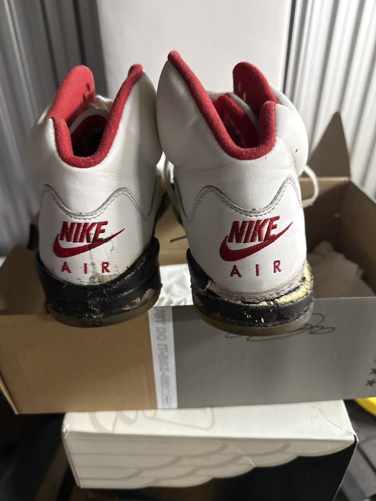 Nike 1999 Jordan 5 “Fire Red” Size US 11 / EU 44 - 5 Thumbnail