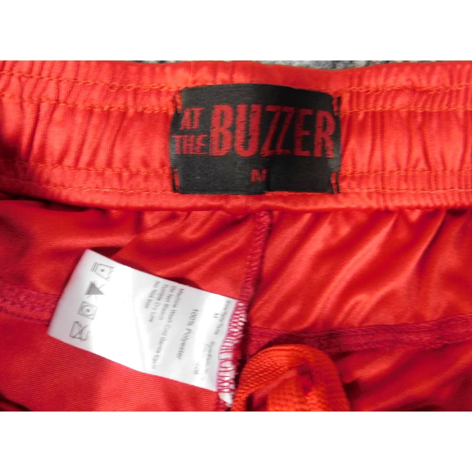 Vintage At The Buzzer Mens shorts Medium Red Active stretch Basketball Regular Logo Size US 26 / EU 42 - 5 Thumbnail