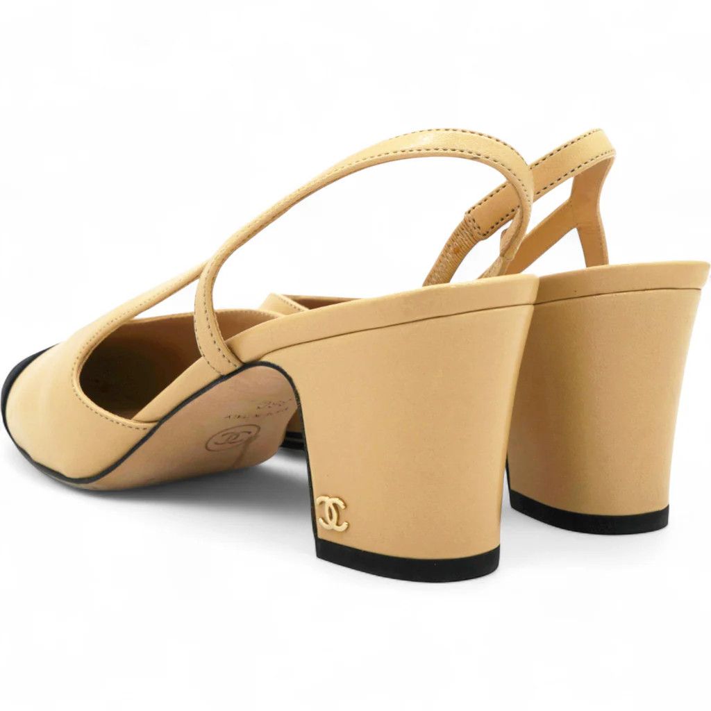 Chanel o1h1sh10526 Goatskin Grosgrain Cap Toe CC Slingback Pumps Size US 10 / IT 40 - 4 Thumbnail