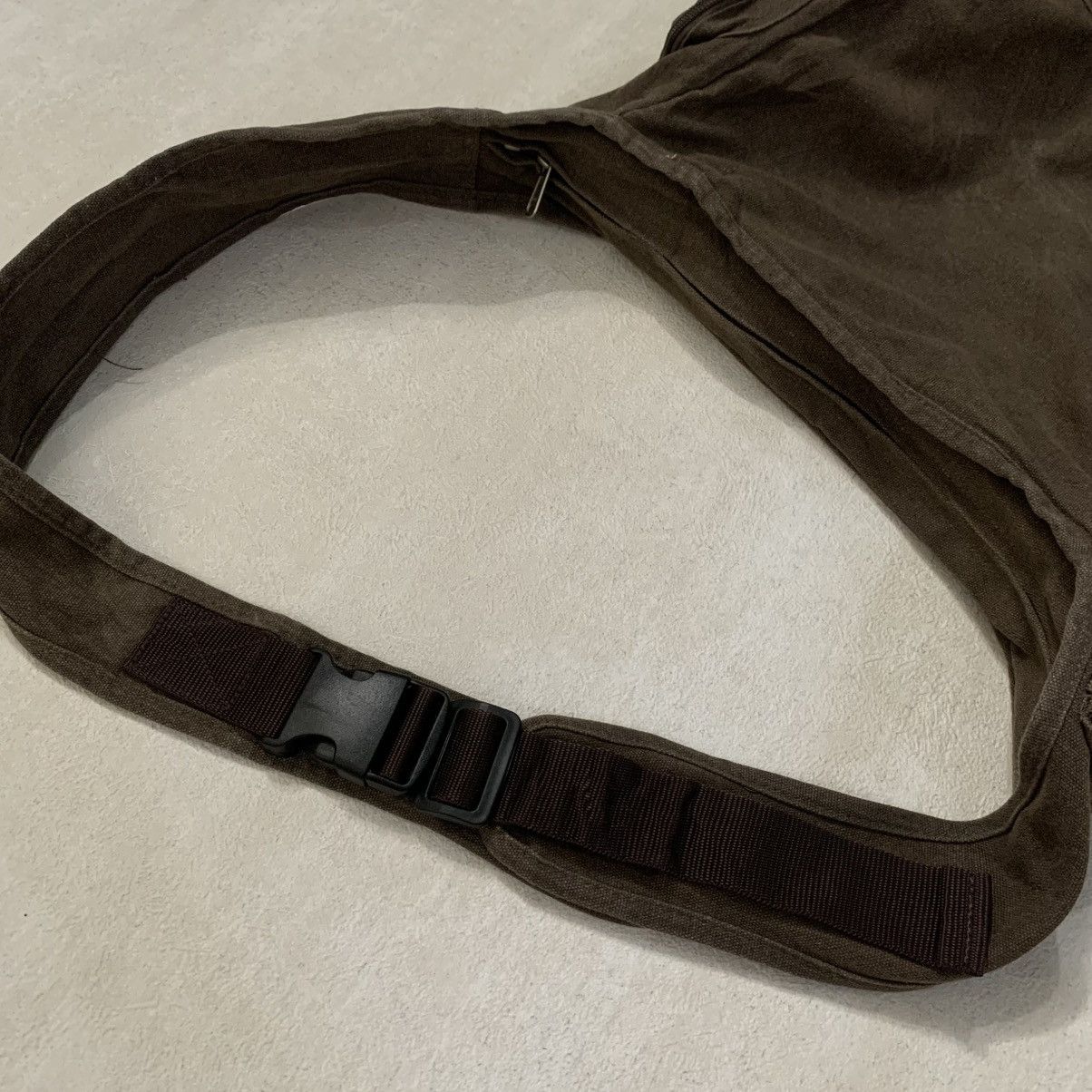 If Six Was Nine 🔥Fabric Connection Anarchy studded logo A crossbody bag Size ONE SIZE - 9 Thumbnail