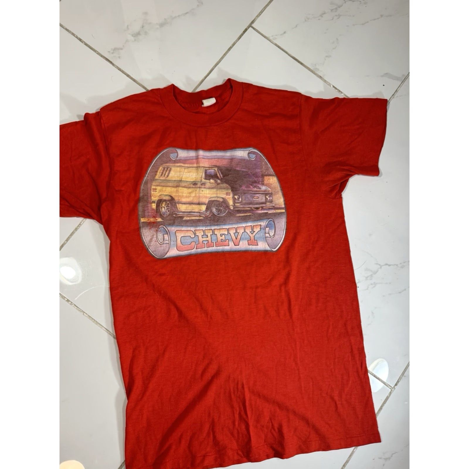 Vintage VINTAGE Chevy Van Chevrolet Red T-Shirt L Unisex Adults Large Car 1970s | Red Cars Classic Shirt Mens Womens? Size US L / EU 52-54 / 3 - 3 Thumbnail