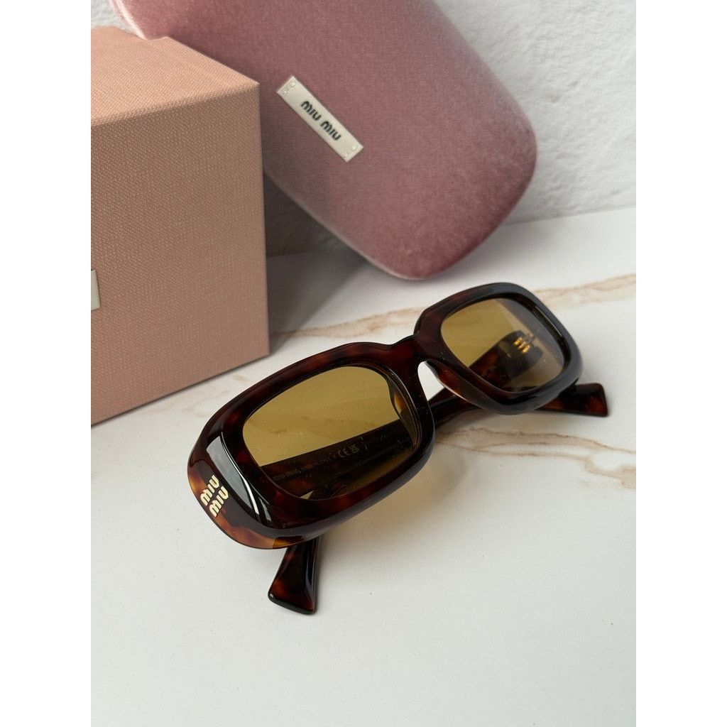 Miu Miu NEW Miu Miu MU B13S Brown Yellow Rectangular Sunglasses Size ONE SIZE - 3 Thumbnail