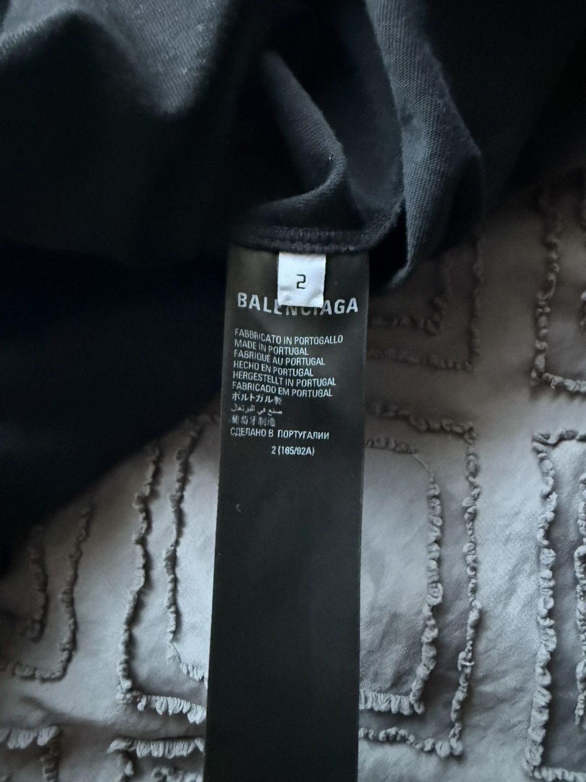 Balenciaga Balenciaga ‘be different’ black tee Size US M / EU 48-50 / 2 - 4 Thumbnail