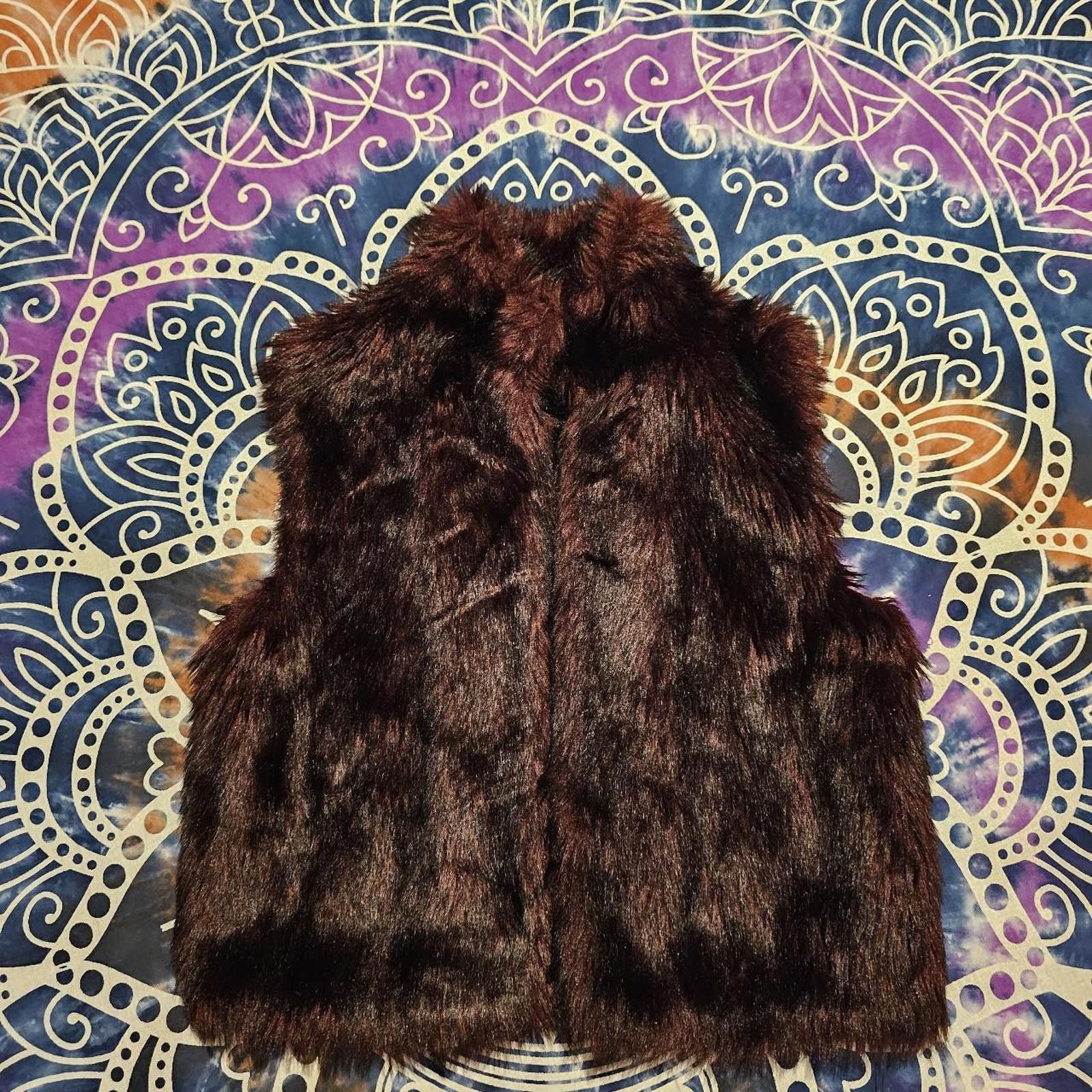 Designer Women's Burgundy Faux Fur Vest Size S / US 4 / IT 40 - 5 Thumbnail