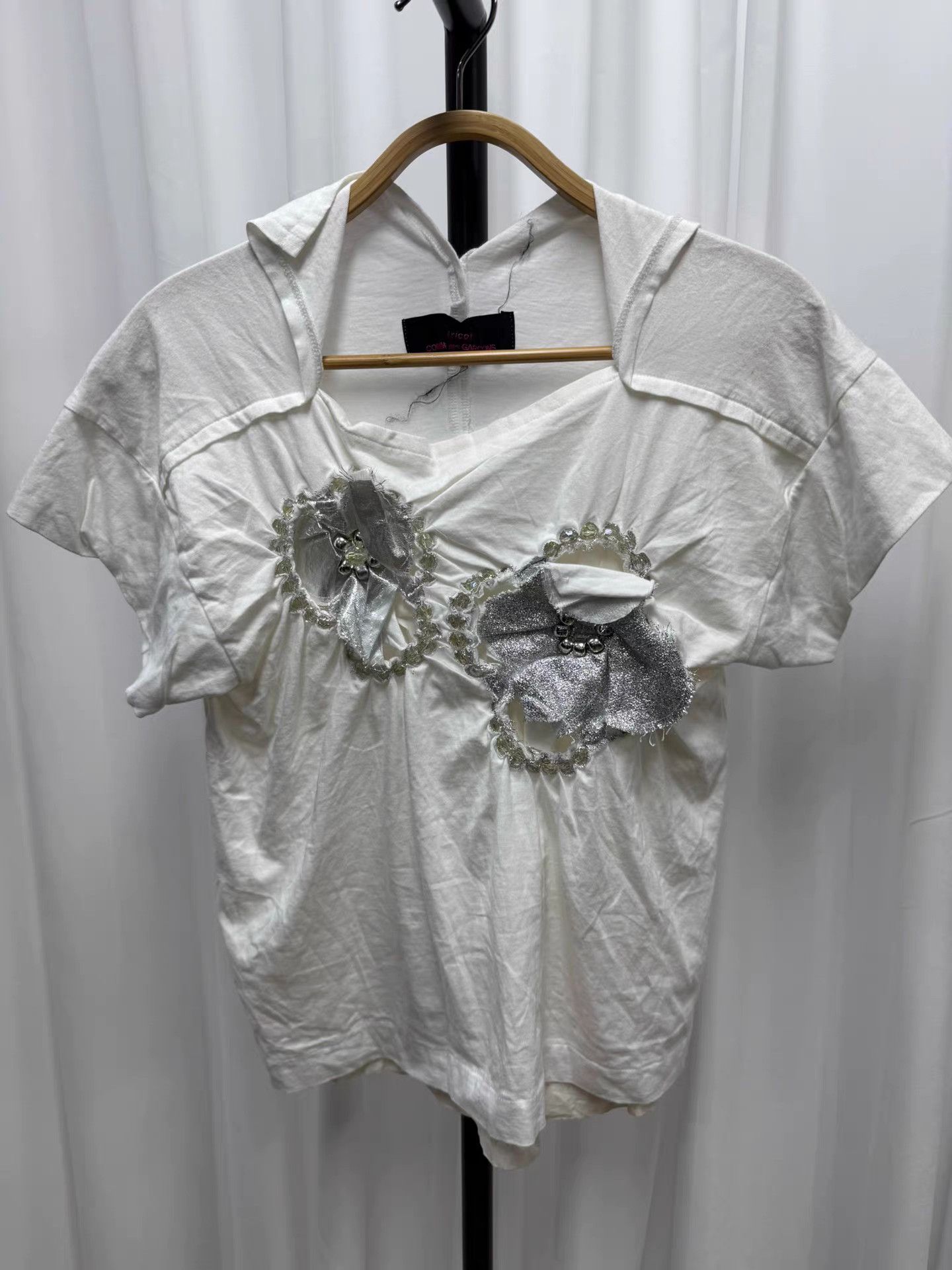 Comme des Garcons Comme des Garçons Tricot Skull Flower Short Sleeve K20 Size S / US 4 / IT 40 - 1 Thumbnail
