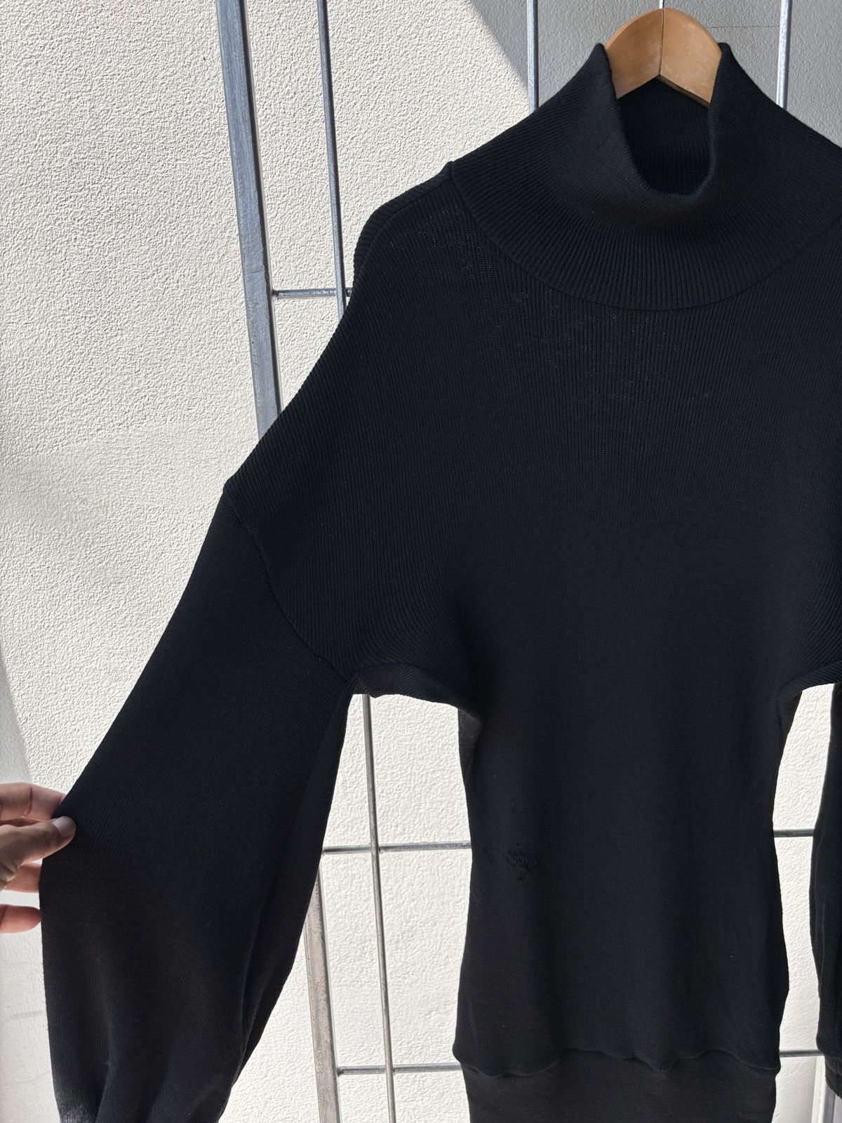 Yohji Yamamoto Yohji Yamamoto 1998 A/W Bishop Sleeves Black Sweater. Size ONE SIZE - 16 Thumbnail