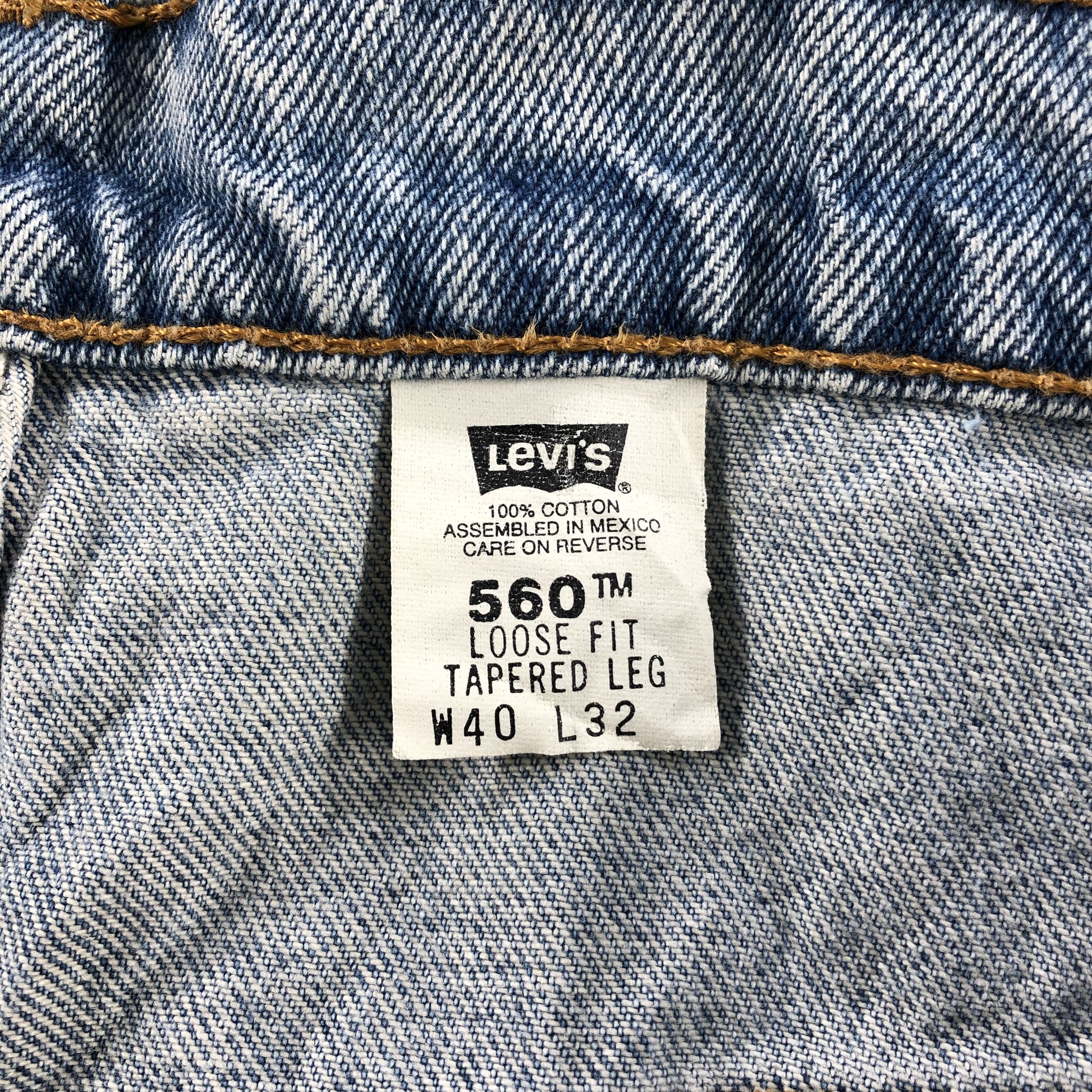 Levi's Light Wash Vintage 90s Levis 560 Jeans-J1169 Size US 39 - 9 Thumbnail