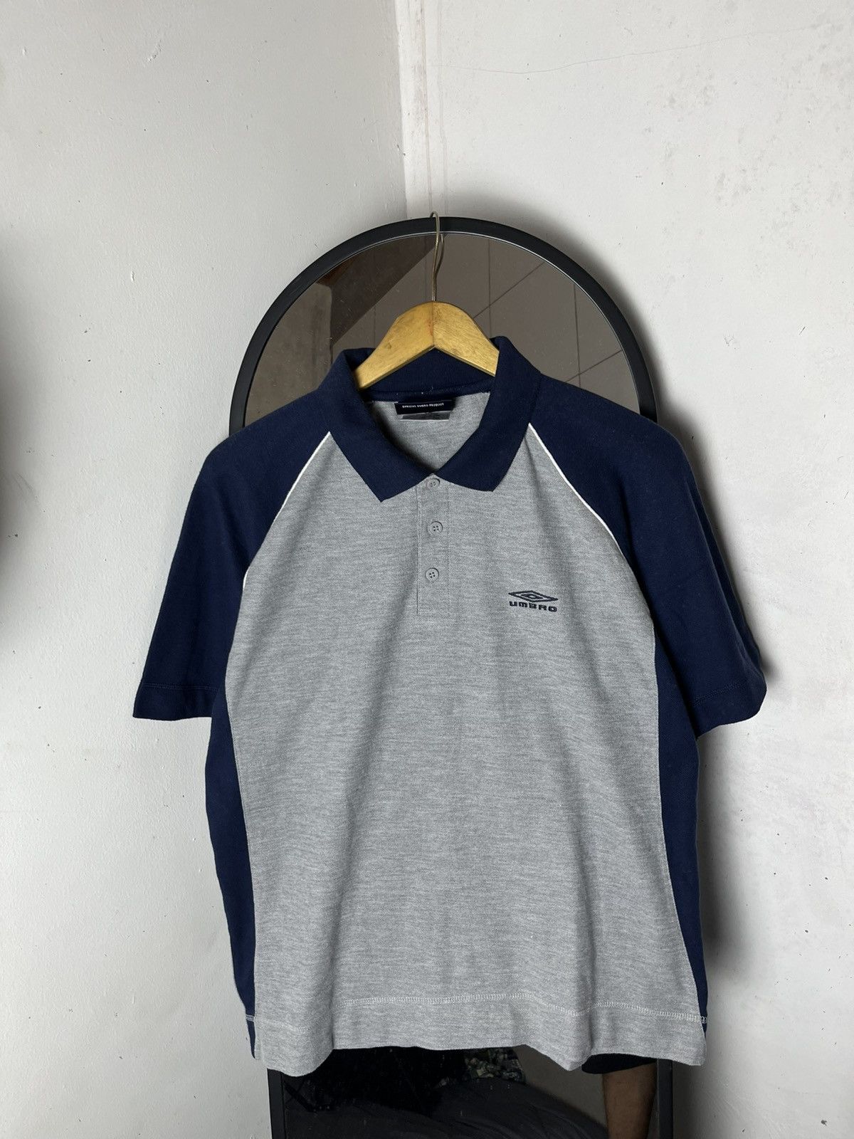 Umbro Vintage umbro polo shirt short sleeve Size US M / EU 48-50 / 2 - 1 Thumbnail