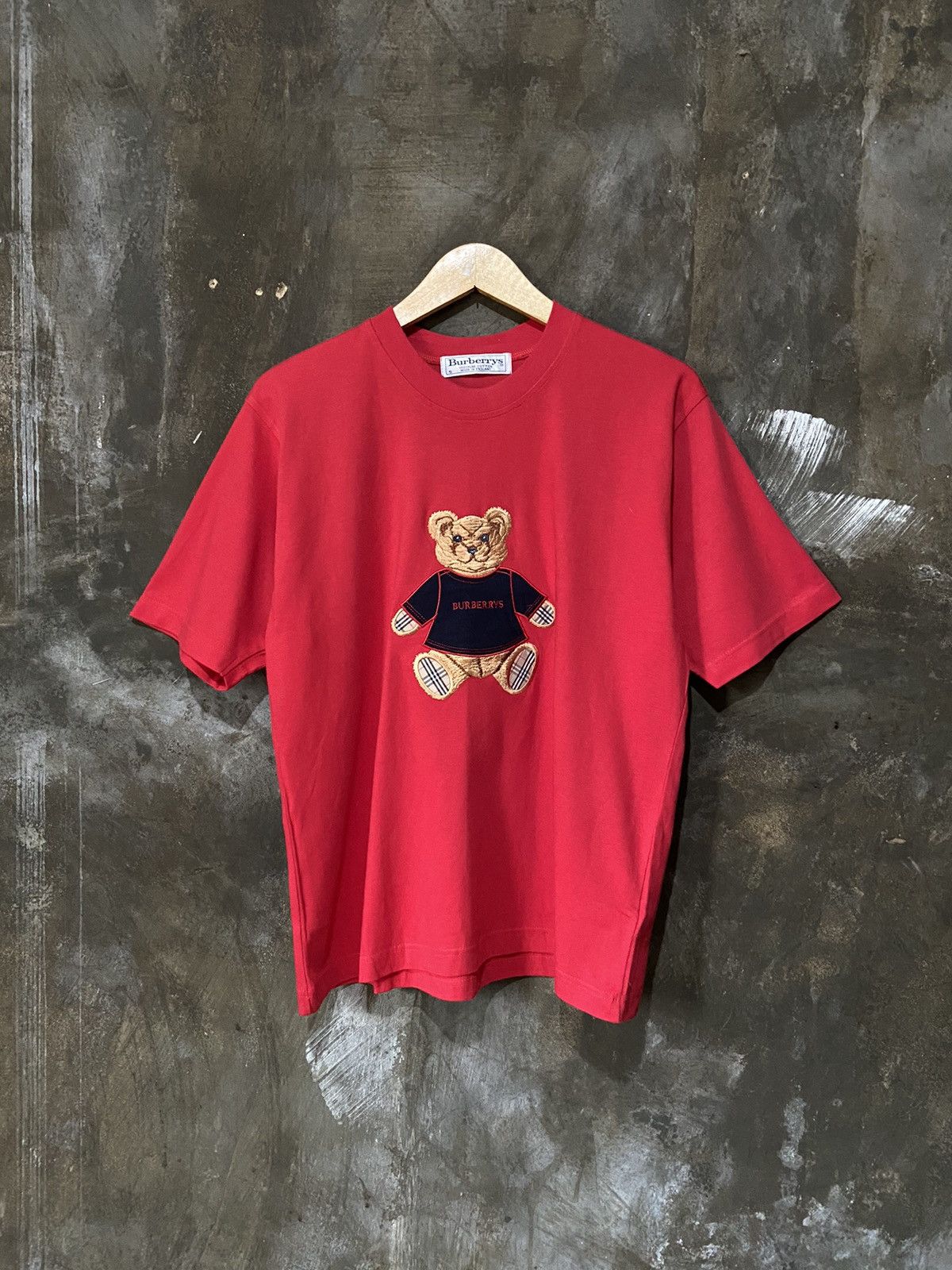 image of Vintage Burberrys Bear Tee in Red, Men's (Size Medium)