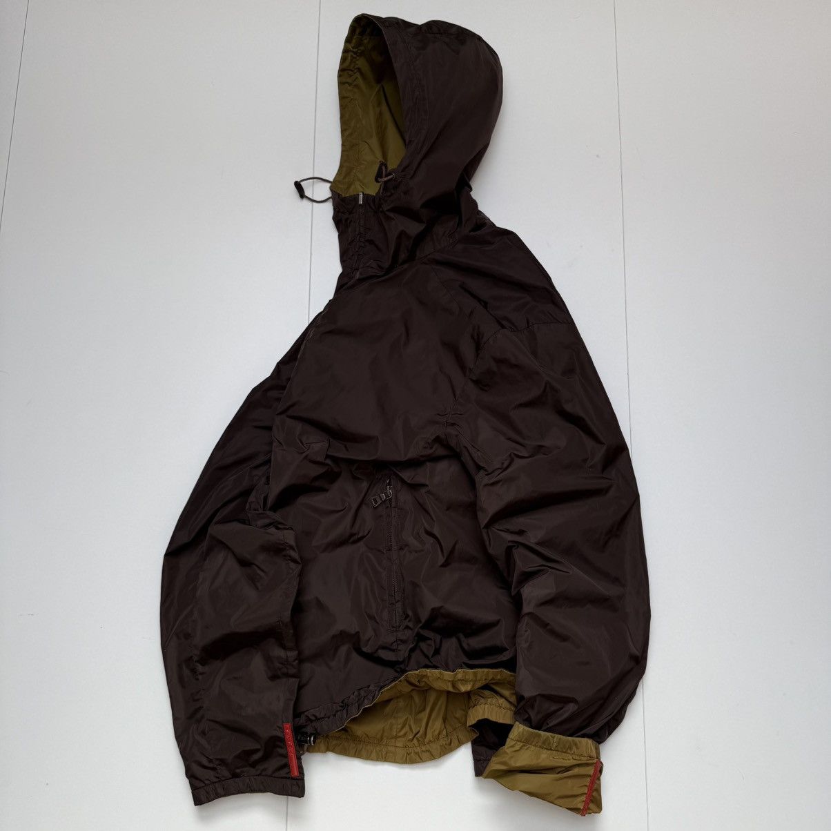Prada Vintage prada red tab reversible gorpcore nylon jacket Size US L / EU 52-54 / 3 - 3 Thumbnail