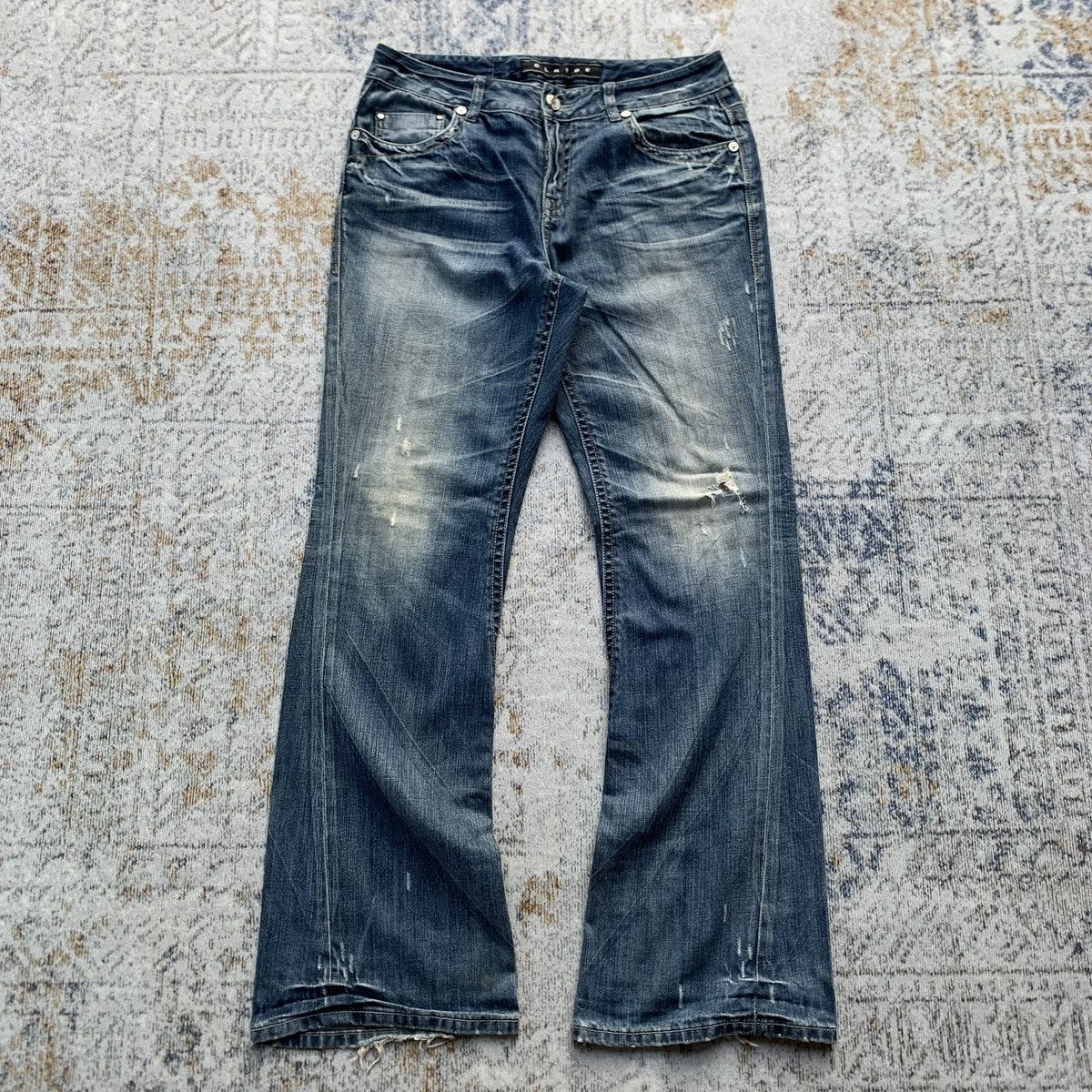 Japanese Brand × Vintage Rare Japanese Brand CLRide Blue Wash Distressed Flared Jeans Size US 34 / EU 50 - 1 Thumbnail