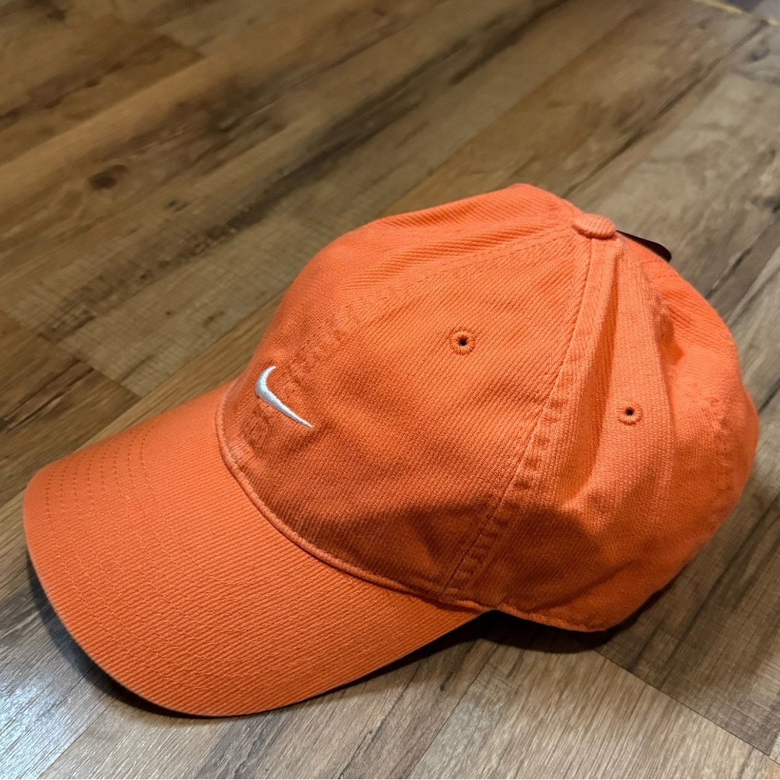 Nike 2002 Nike Solo Swoosh Ribbed Hat Size ONE SIZE - 2 Thumbnail
