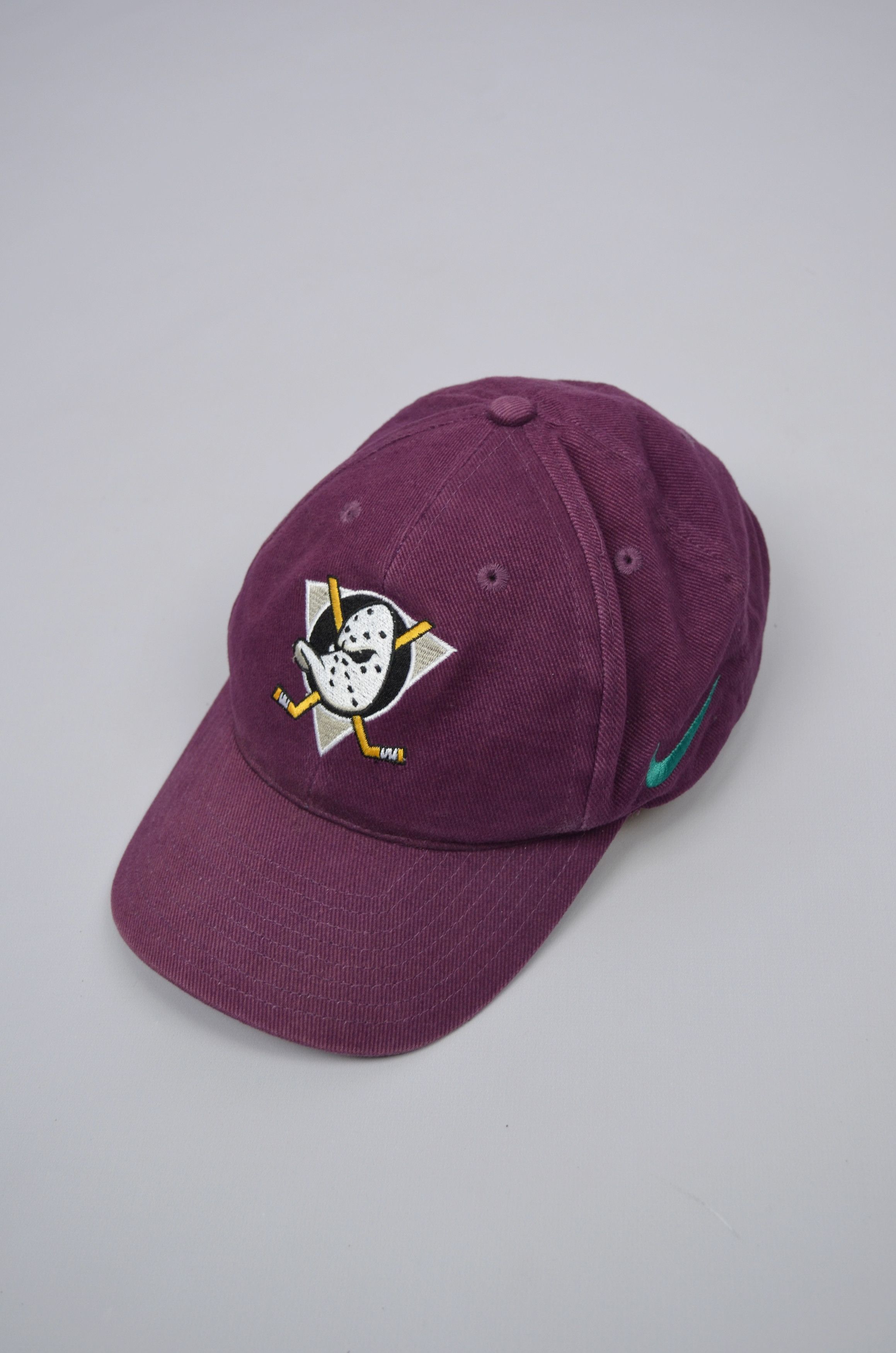 NHL × Nike 90s RARE Anaheim Mighty Ducks NHL Vintage NIKE Hat Logo Cap Size ONE SIZE - 1 Thumbnail