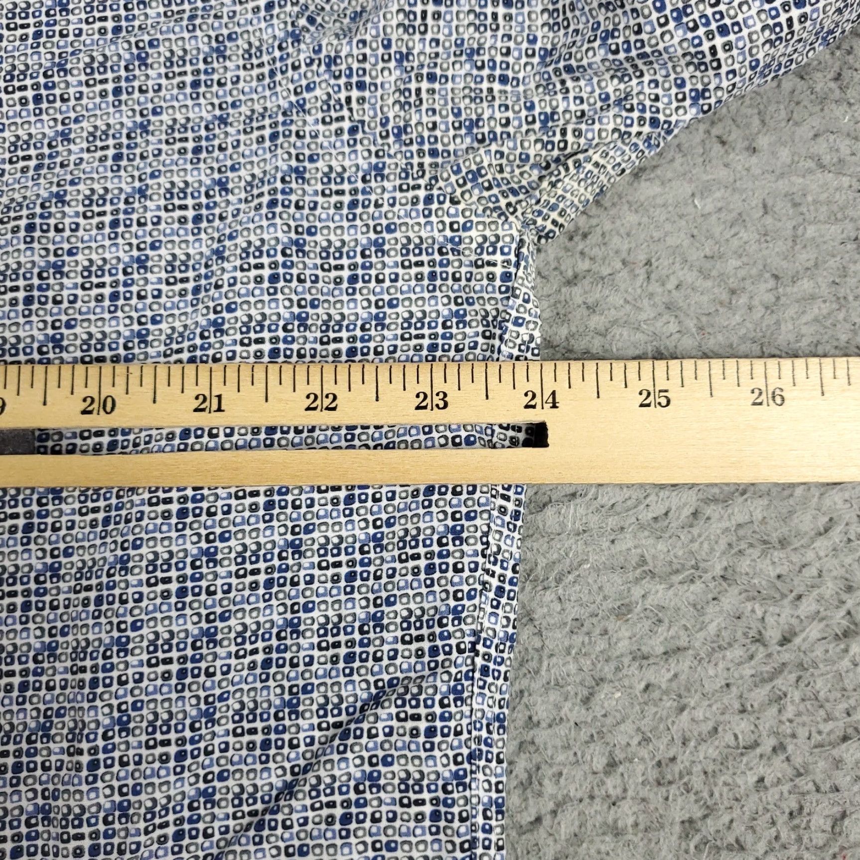 BUGATCHI VINTAGE Bugatchi Uomo Button-Up Shirt Mens XL Blue Geometric Collared Long Sleeve Regular Fit Modern Classic Mens XL Blue Geometric Shirt Size US XL / EU 56 / 4 - 7 Thumbnail