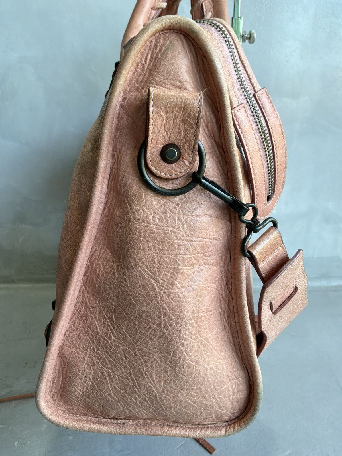 Balenciaga Balenciaga - Classic City - Salmon Pink Lambskin Leather Bag Size ONE SIZE - 7 Thumbnail