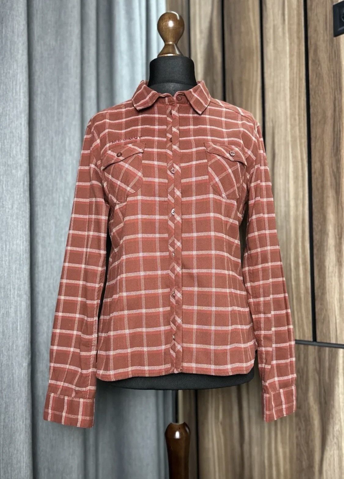 Mammut Mammut Women's Shirt Long Sleeve Size M Size M / US 6-8 / IT 42-44 - 1 Thumbnail