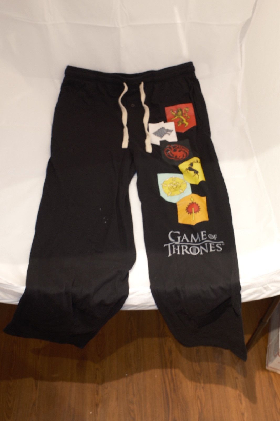 Other Game of thrones mens medium sweats Size US 30 / EU 46 - 1 Thumbnail