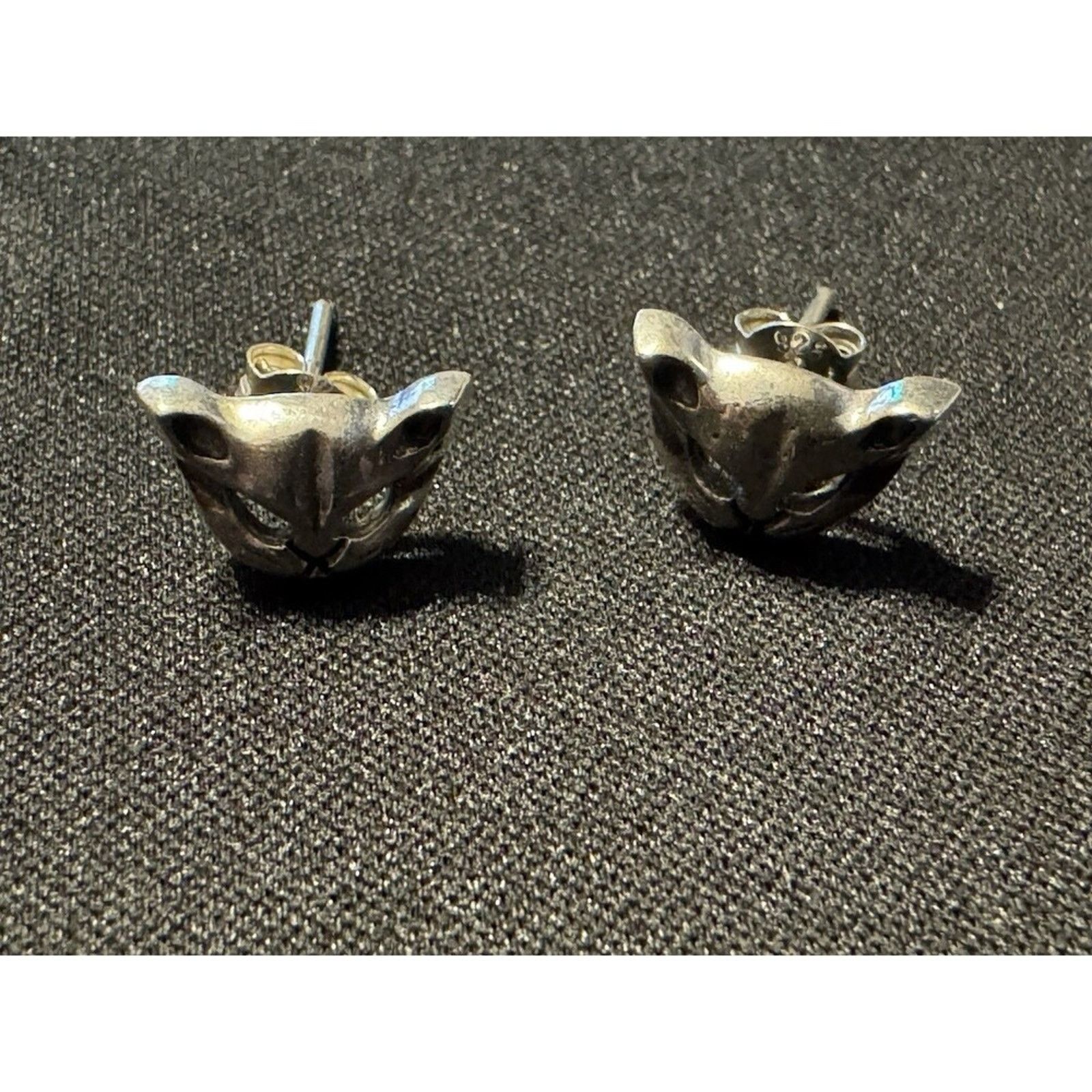 Other 925 Sterling Silver Cat Face Earrings Pierced Size ONE SIZE - 1 Thumbnail
