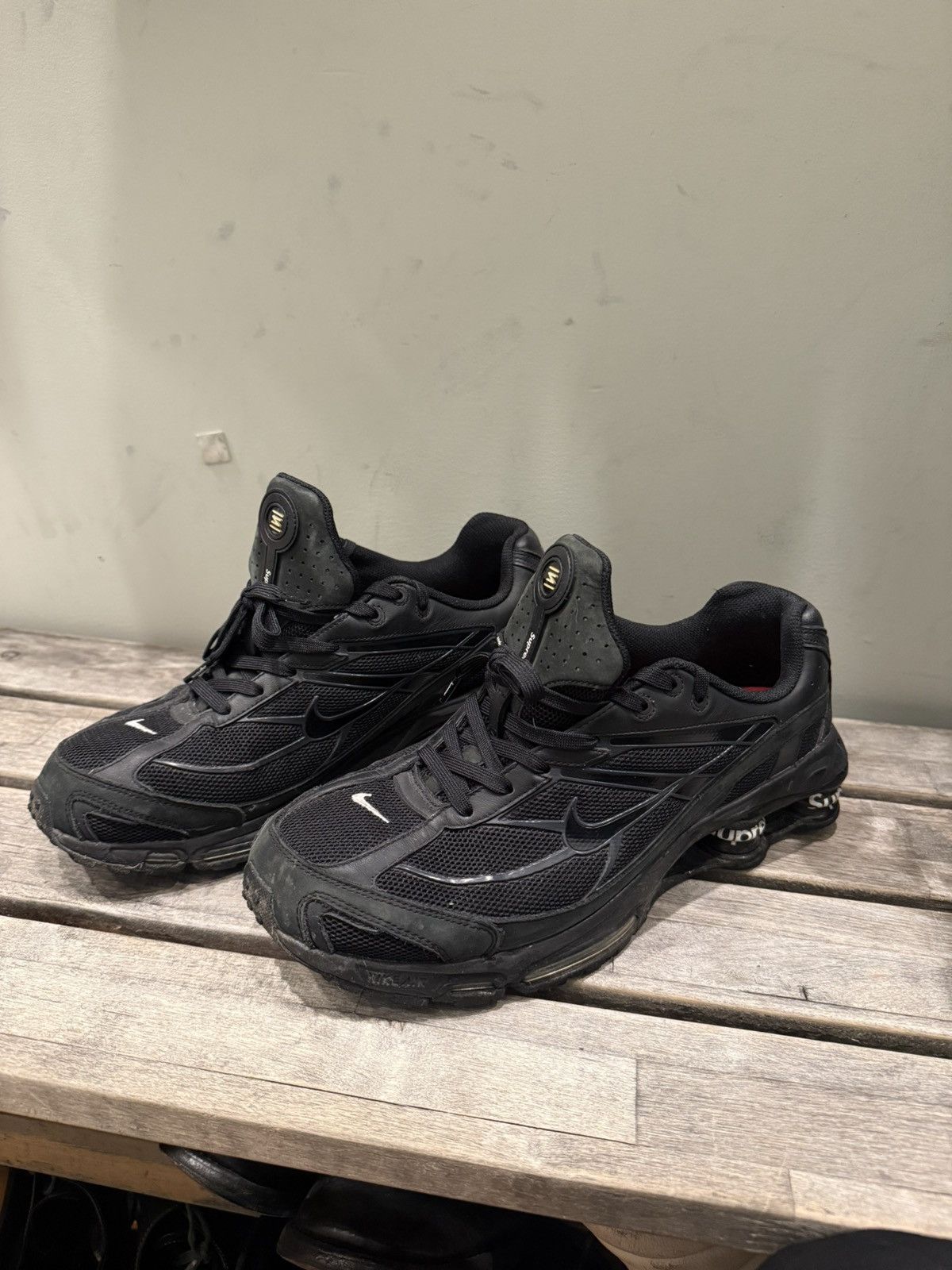 Nike × Supreme Supreme Nike Shox Size US 12 / EU 45 - 1 Thumbnail