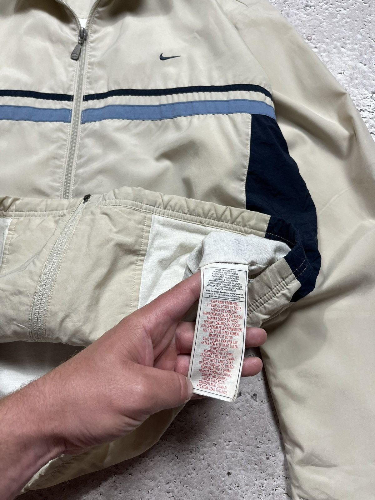 Nike × Vintage Vintage Nike Track Jacket Y2K Beige Navy Zip Up Size L Drill Size US L / EU 52-54 / 3 - 9 Thumbnail